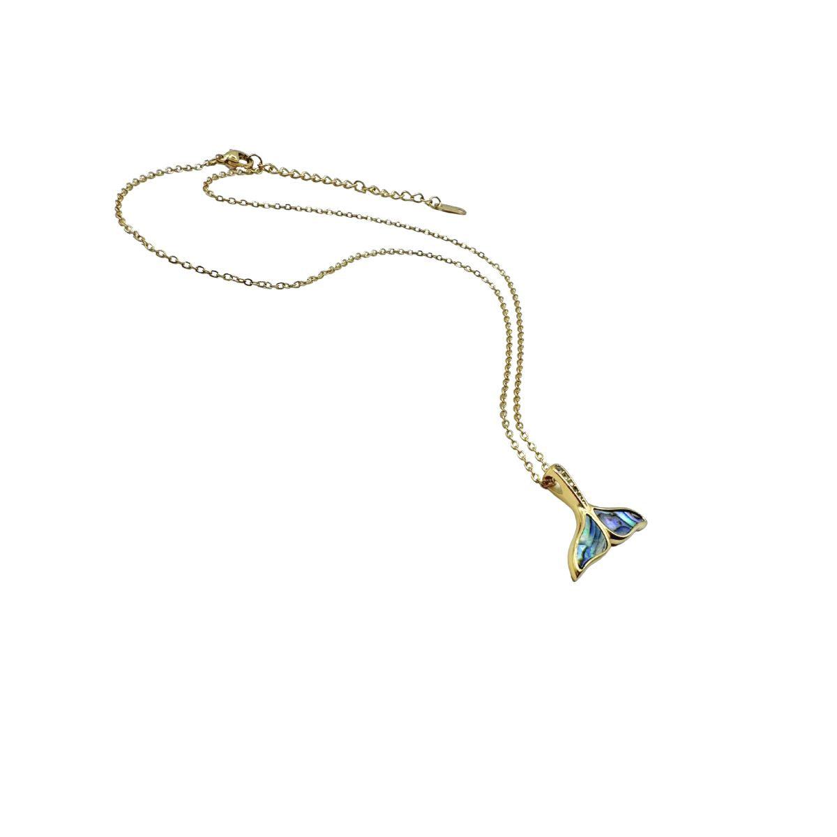 WHALE TAIL NECKLACE