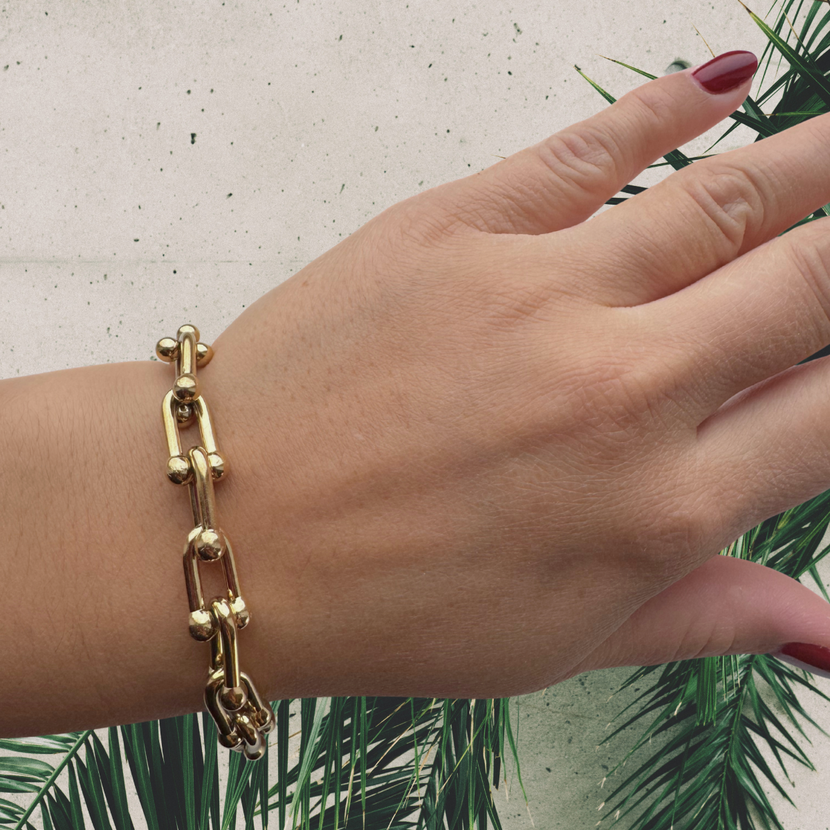 Golden Link Necklace